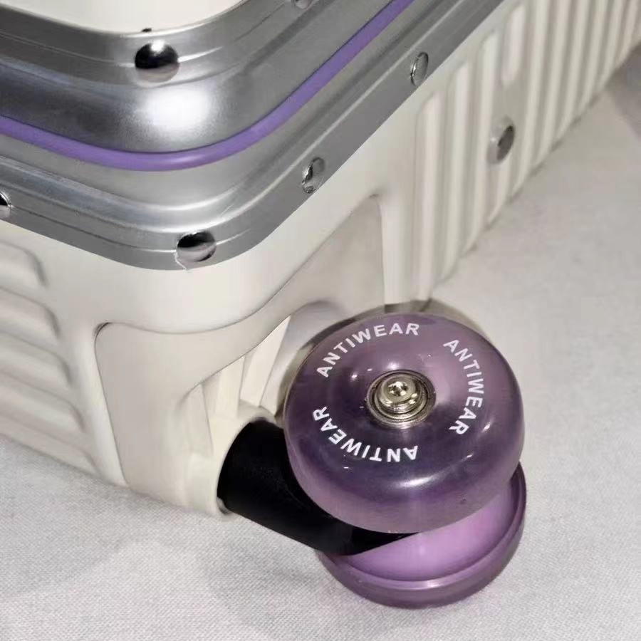 Aluminum Frame with Colorful S - đánh giá và giá Aluminum Frame Carry On Luggage